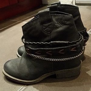 Coolway Caliope Black Booties